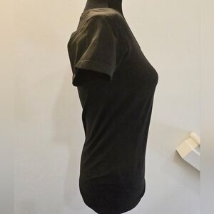 White House Black Market Black Short Sleeve Basic Stretch Tee